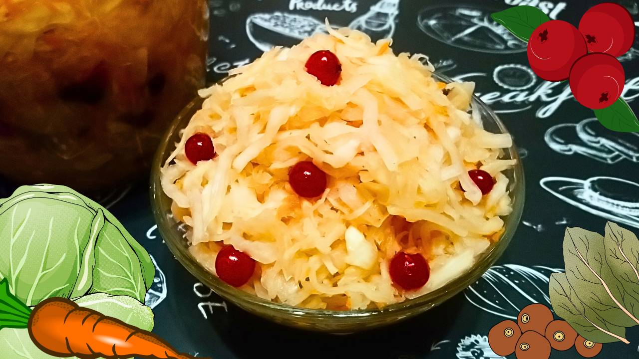 САМАЯ ВКУСНАЯ КВАШЕНАЯ КАПУСТА С КЛЮКВОЙ / Хрустящая квашеная капуста в собственном соку смотреть онлайн