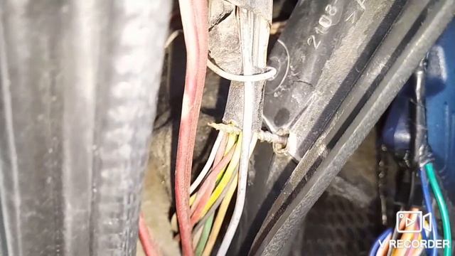 ВАЗ 2114 - саморез в проводке смотреть онлайн