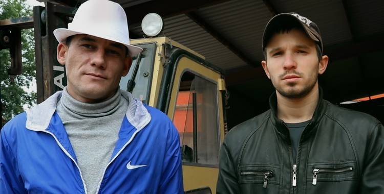 Руками (2022) смотреть онлайн