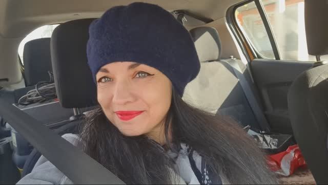 А мы поехали по гаражам))) Нашла старые утюги! Такие классные!👍👍👍 смотреть онлайн