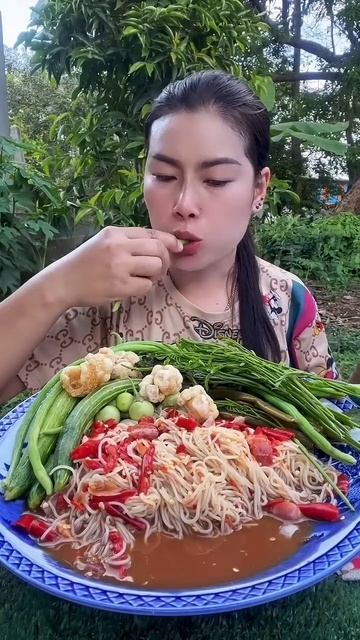 นัวๆ #ตำซั่วขนมจีน смотреть онлайн