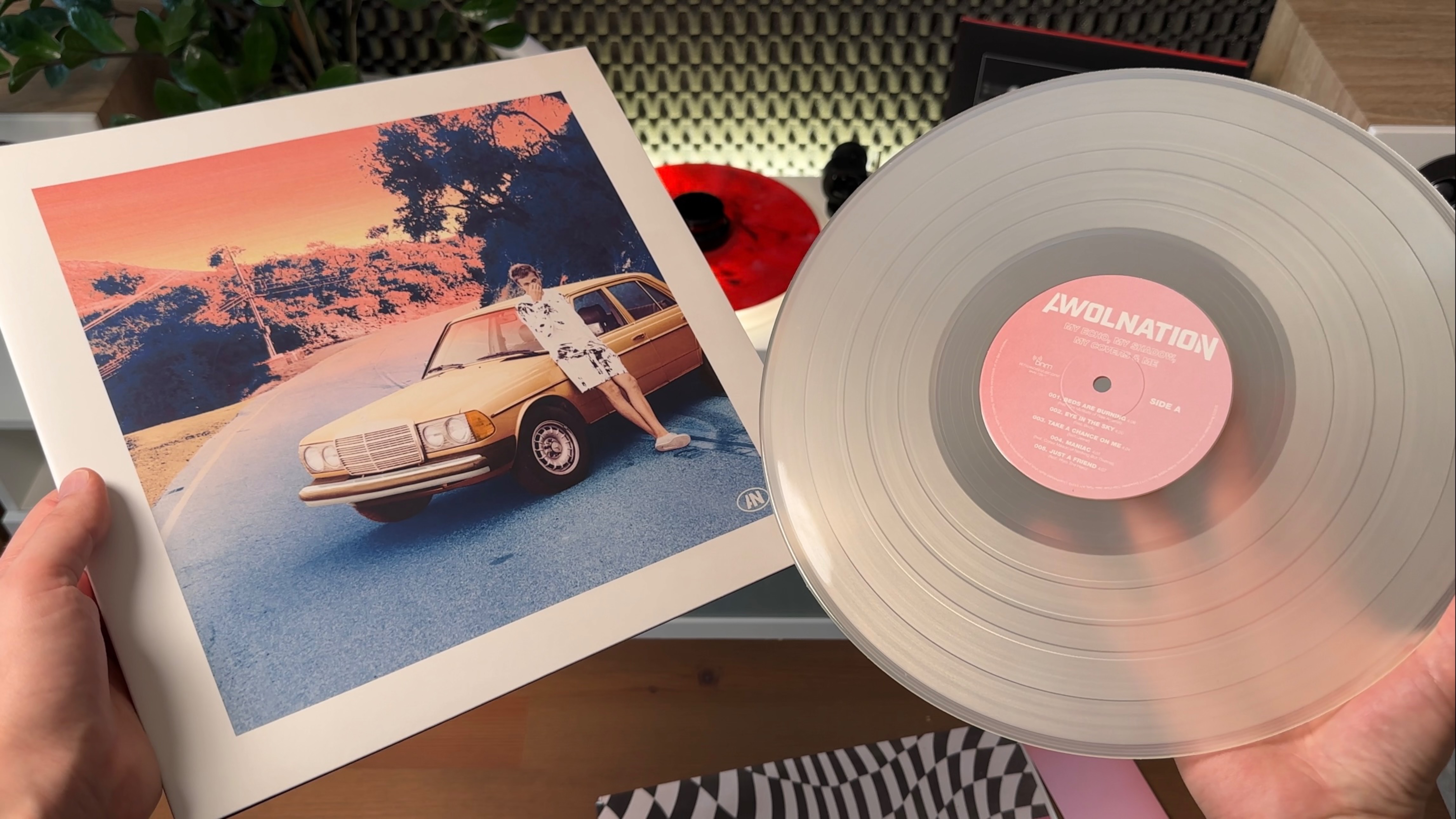 Awolnation - My Echo, My Shadow, My Covers & Me - Распаковка и обзор виниловой пластинки смотреть онлайн