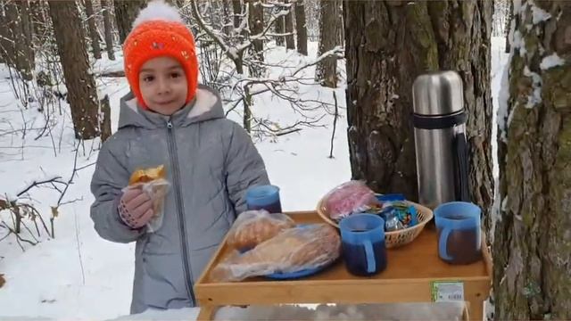 Выходной в зимнем лесу, чай в лесу смотреть онлайн