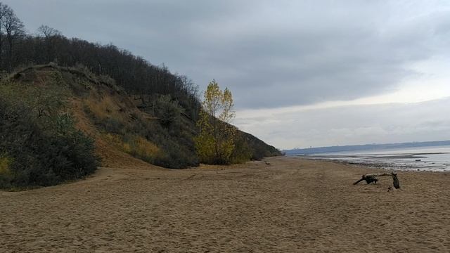 Пляж в Ульяновске за парком 