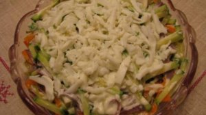 Слоеный салат с языком