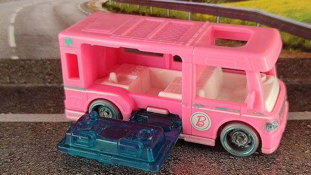 BARBIE ФУРГОН смотреть онлайн