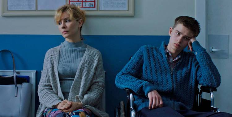 На выдохе (2022) смотреть онлайн