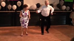 Песня Владимир Гончаров №27 
Танцы до упаду .mp4