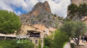 МУСТЬЕ-СЕНТ-МАРИ - УНИКАЛЬНАЯ ДЕРЕВНЯ НА ЗЕМЛЕ - ДЕРЕВНЯ ПОД СКАЛОЙ