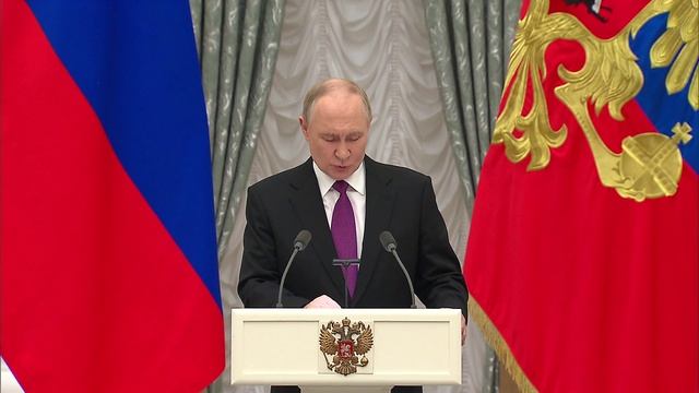 Награждение разработчиков ракеты «Буревестник» и беспилотного подводного аппарата «Посейдон» смотреть онлайн