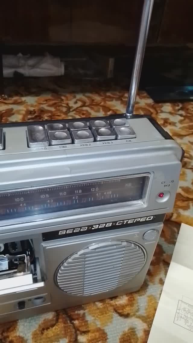 Вега 328 — легендарная стерео магнитола из СССР!