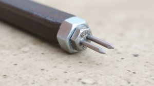 Удлинитель для молотка своими руками: Забивай гвозди на потолке БЕЗ проблем!``