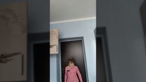 Так у нас сегодня будет помпоны и Ленка и всё