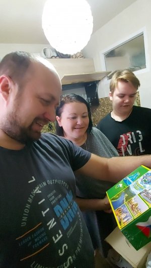 Получили посылку от подписчиков из Тюмени😍/Спасибо вам большое очень приятно и вкусно😋❤️🔥🌷🍭