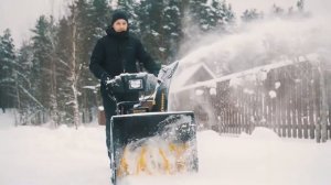 Мощный снегоуборщик Champion ST762E на твоем участке