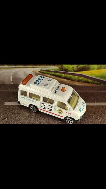 RENAULT TRAFIC смотреть онлайн