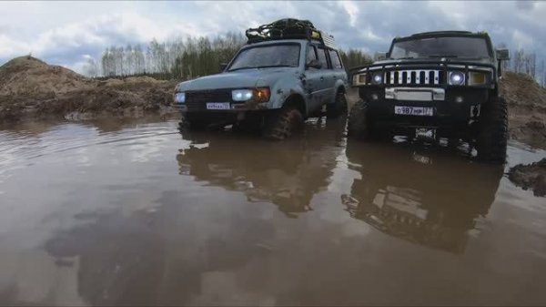 RC Hummer против Land Cruiser 80 на бездорожье