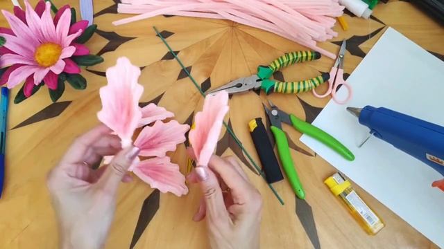 КРАСИВЫЕ ЦВЕТЫ ИЗ СИНЕЛЬНОЙ ПРОВОЛОКИ