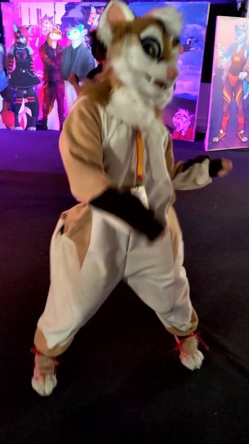 Twitch: EricMyval ХОРЯЧИЙ ВАЙБ смотреть онлайн