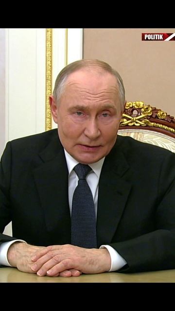 Путин поздравил с праздником смотреть онлайн