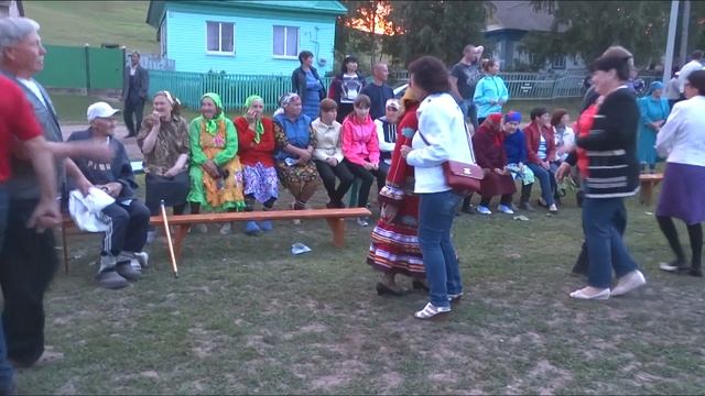ПоНостальгируем (2016). Марийский танец. СЕМЫК в Магашлы-Алмантаево смотреть онлайн