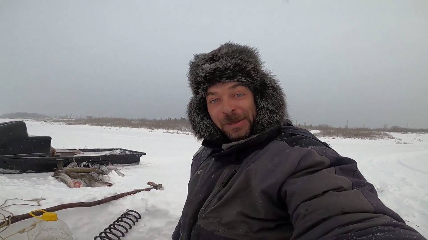 Рыбалка на Енисее, улов налима и наш рынок. 13 смотреть онлайн