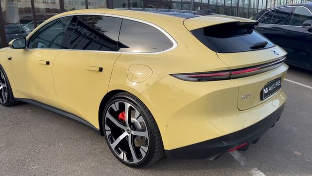 Нио ЕТ5 смотреть онлайн