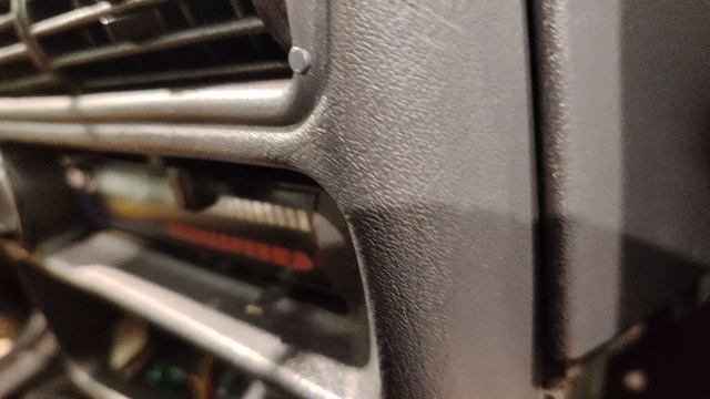 ВАЗ 2114 Снятие центральной консоли и приборной панели