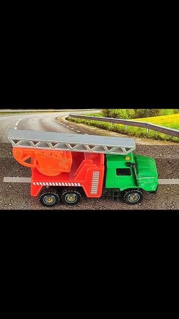 MERCEDES-BENZ ZETROS ПОЖАРНЫЙ смотреть онлайн