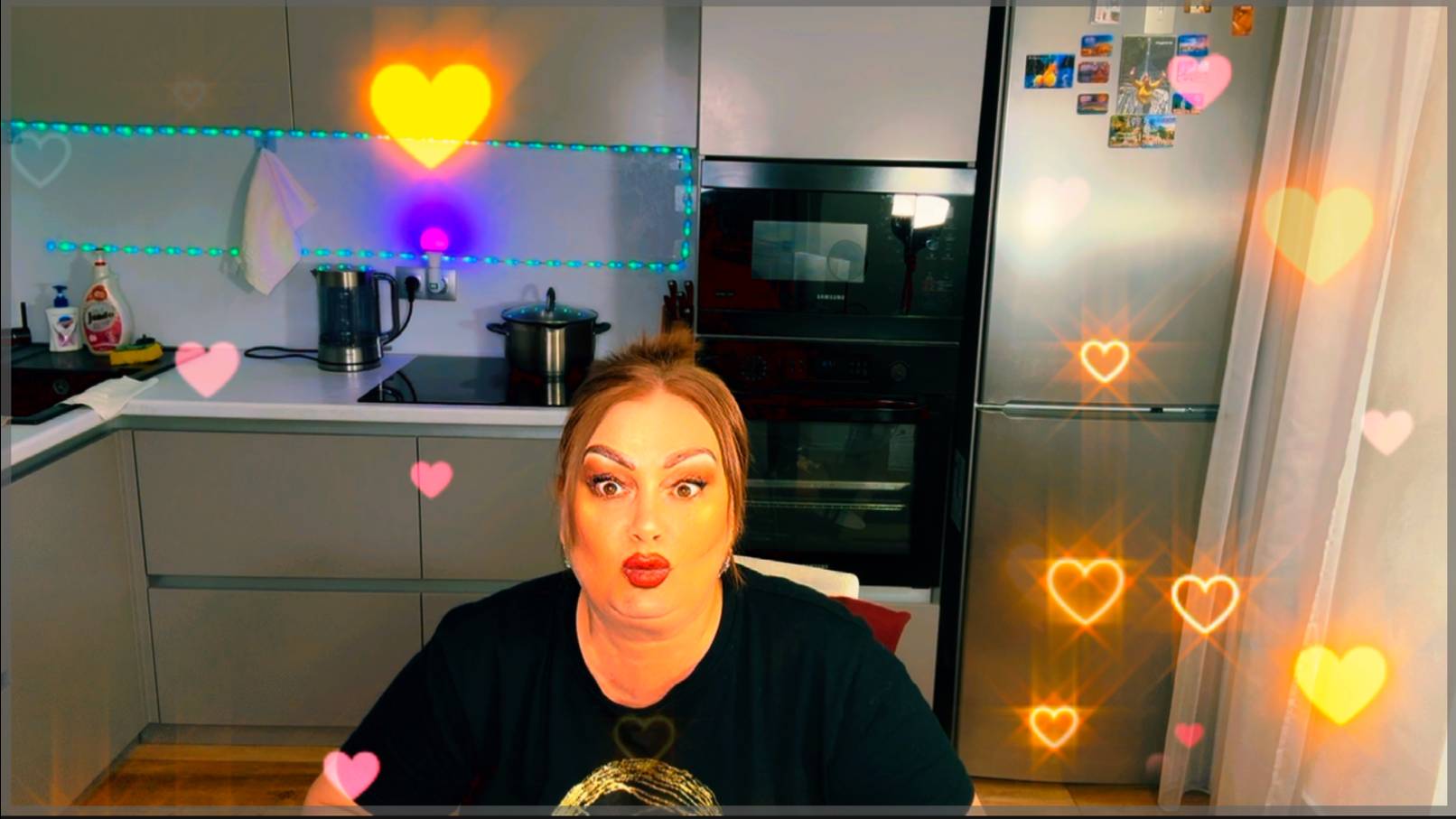 Обзор на странную жизнь, Фуфел за обедом пускает шептунов, все болезни у Фуфела от работы.. смотреть онлайн