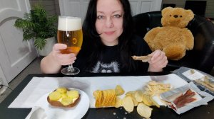 Мукбанг Вобла, Горбуша вяленая, Кольца кальмара, Чипсы и Бутерброд с картошкой)