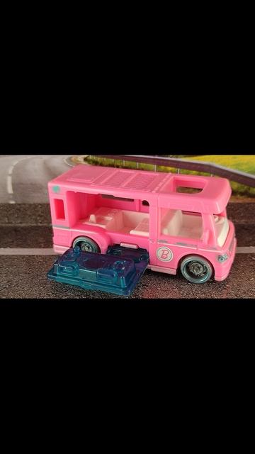 BARBIE ФУРГОН смотреть онлайн