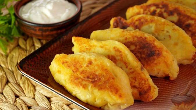 Нежнее не бывает. КАРТОФЕЛЬНЫЕ ПИРОЖКИ С КАПУСТОЙ И МОРКОВЬЮ смотреть онлайн