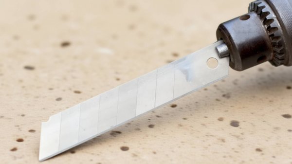 КАК СДЕЛАТЬ ИЗМЕЛЬЧИТЕЛЬ, ЩЕТКУ И ШЛИФМАШИНКУ ИЗ ПОДРУЧНЫХ ВЕЩЕЙ | ЛАЙФХАКИ ДЛЯ ДОМА