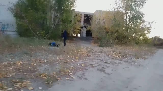 Санёк нашёл мою маску и я надел её. Стал маньяком?