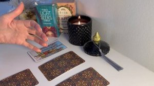 Его мысли , чувства , конкретные действия. Таро расклад.