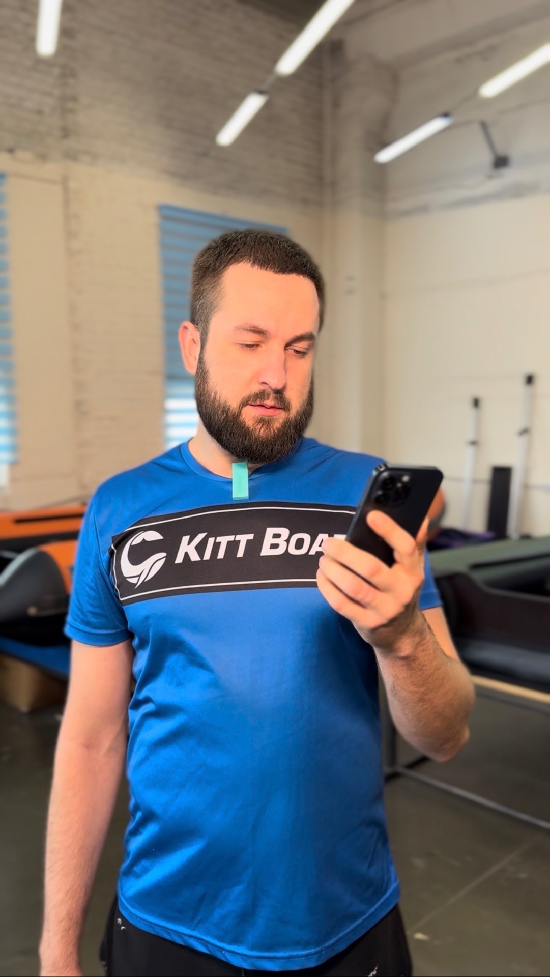 Приезжайте в наш шоурум — посмотрите, потрогайте, прочувствуйте. смотреть онлайн