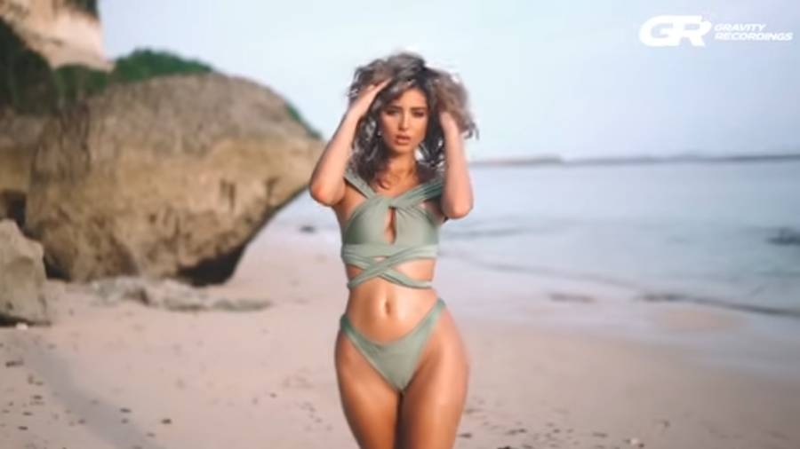 2025 Best of Deep House Mix By MissDeep смотреть онлайн