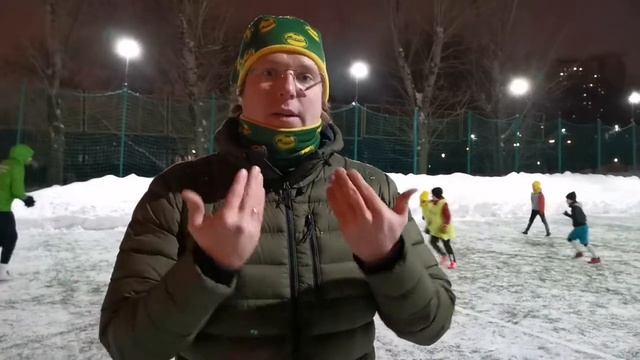 Как одеть ребенка зимой на тренировку или настоящий зимний футбол в Россий! смотреть онлайн