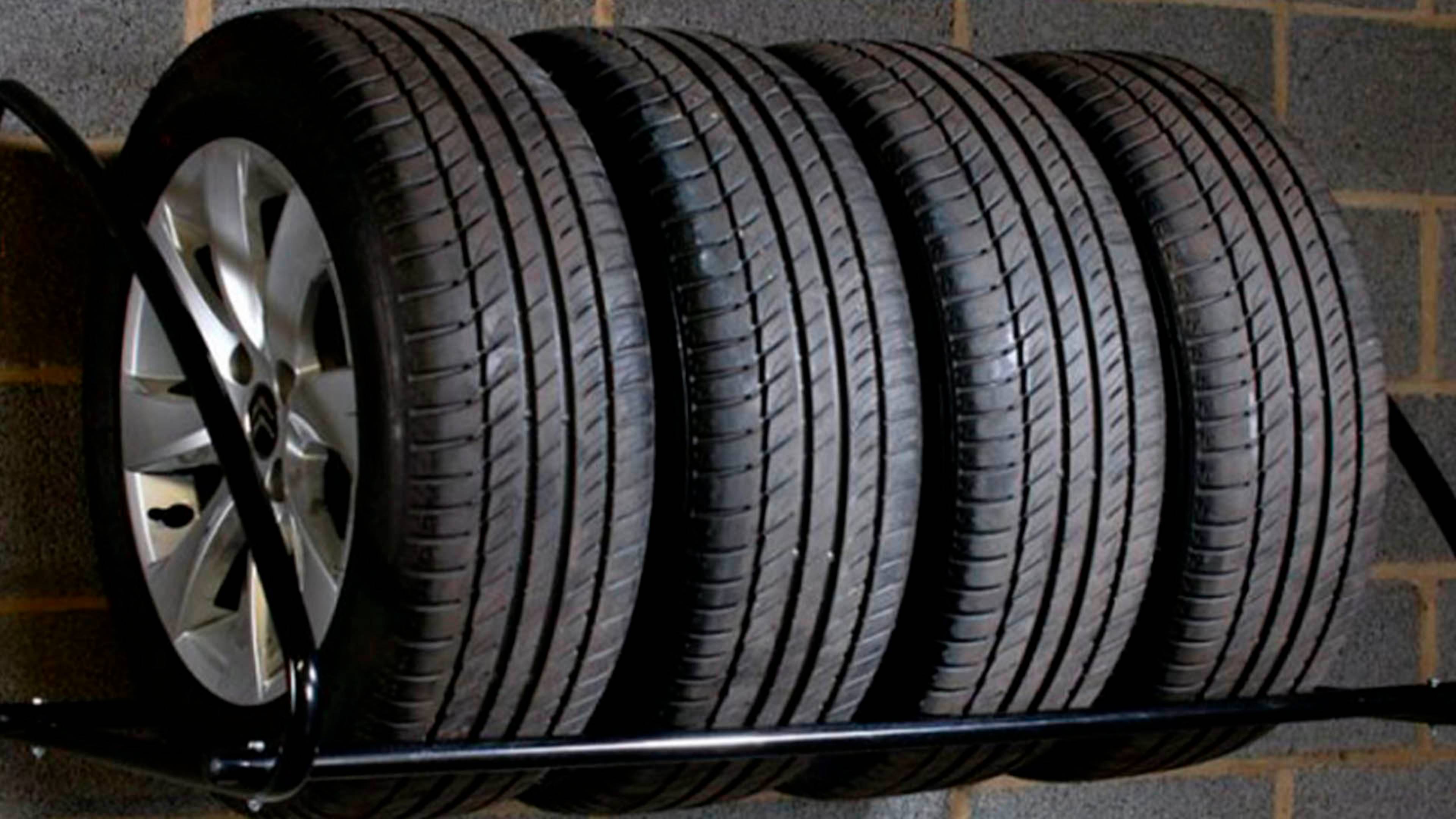 Как правильно хранить летнюю резину зимой? смотреть онлайн