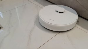 уборка роботом пылесосом Dreame F10 на ковровых покрытиях