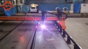Работа системы дымоудаления на станке HYPERCUT FP4517 400А в Магнитогорске на ММК