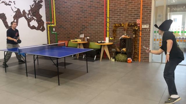 Играем в теннис