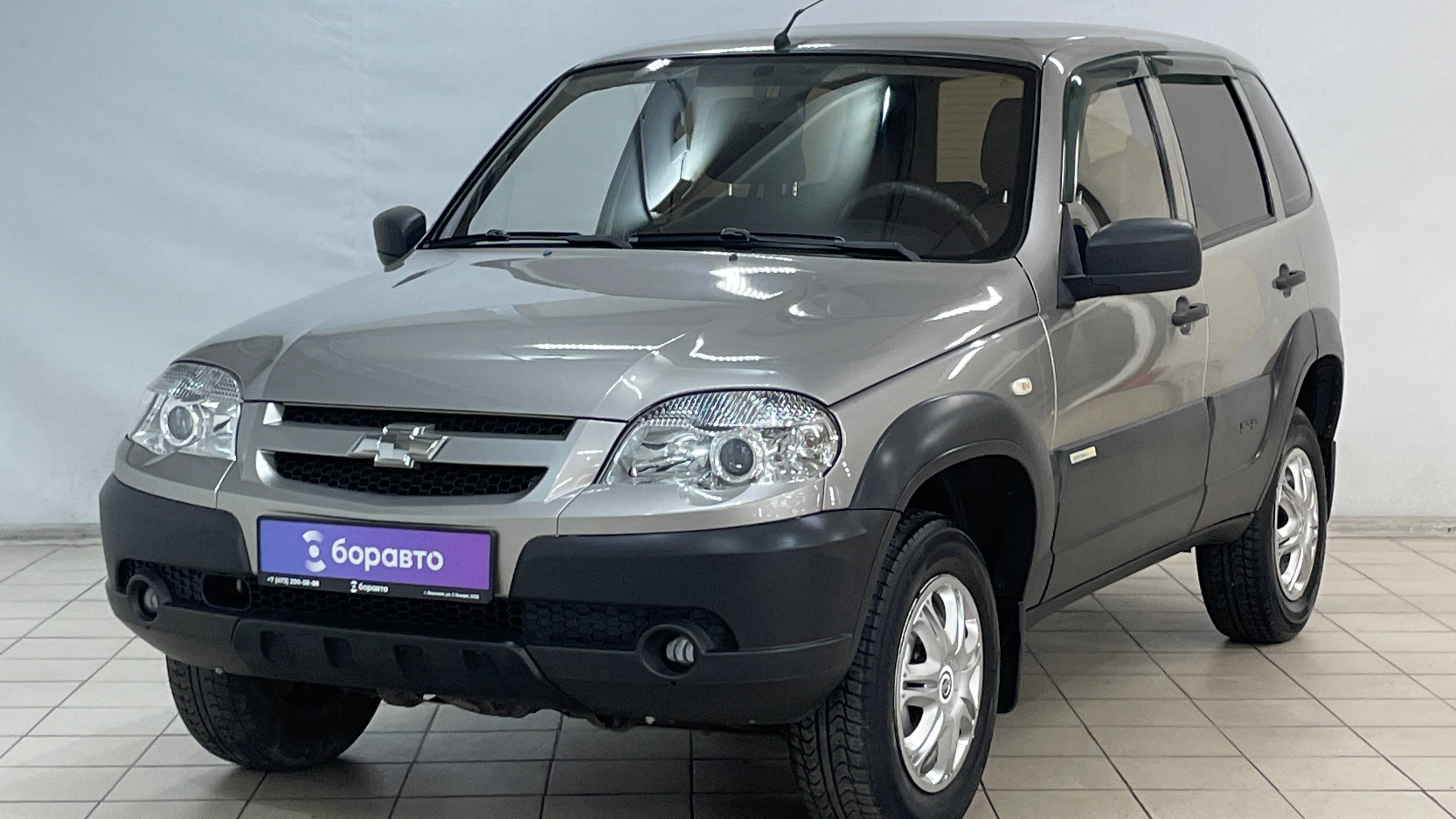 CHEVROLET NIVA смотреть онлайн