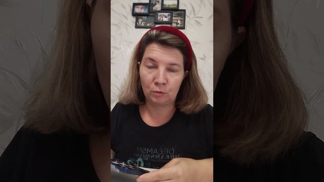 Собираюсь на прогулку. Делаю макияж косметикой Фаберлик.