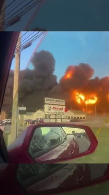 В США РУХНУЛ САМОЛЁТ. смотреть онлайн