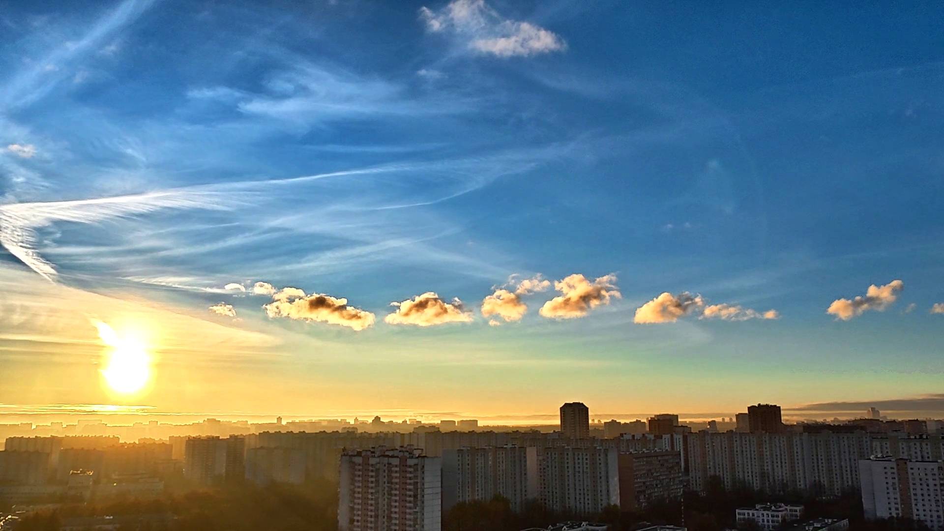 ПОСЛЕ ТУЧ ВСЕГДА ВЫХОДИТ СОЛНЦЕ!!! На рассвете 5 ноября 2025 года. МОСКВА. смотреть онлайн