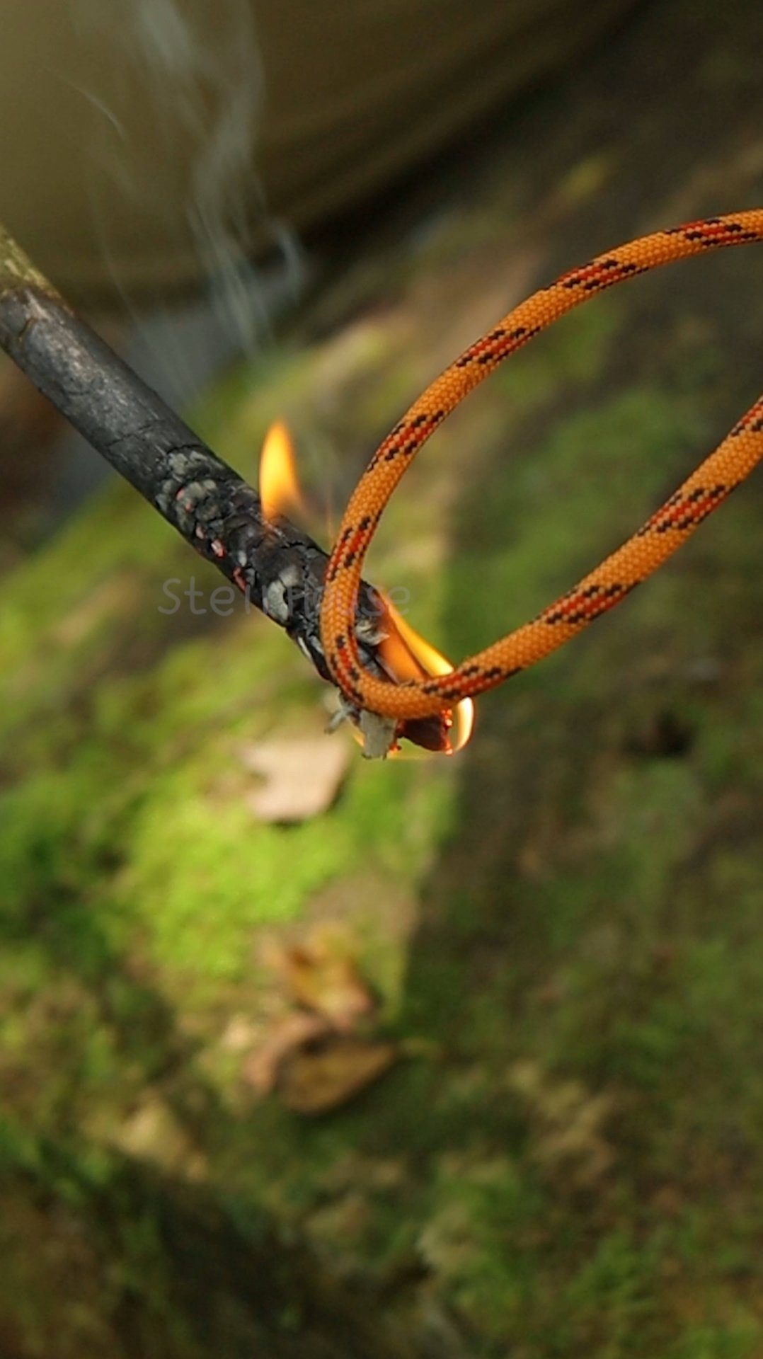 3 отличных идеи для бушкрафта и выживания - Как разрезать паракорд без ножа | SteinHouse смотреть онлайн