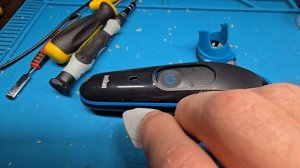 Ремонт триммера Braun, останавливались лезвия. Замена аккумуляторов.