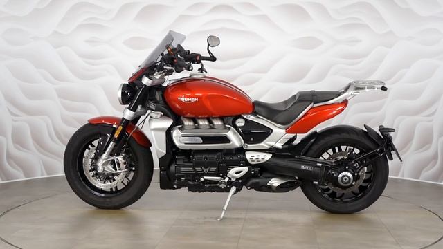 Triumph Rocket III vin SMTYBG11J5MAH0209 смотреть онлайн
